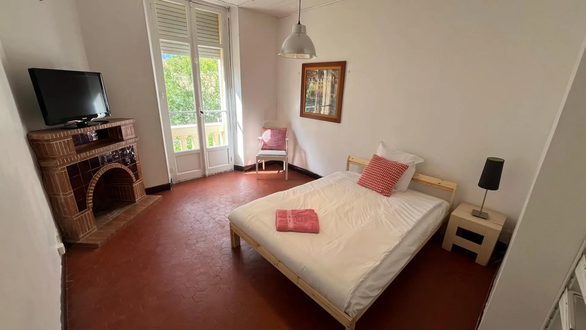 Appartamento Cannes Center, Minutes Walk From The Palais Des Festivals, Beaches, La Croisette And Rue D'Antibes Francia
